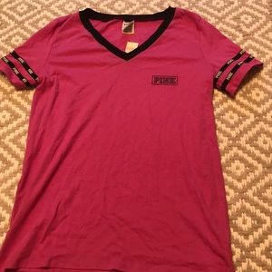 Pink medium v-neck tee
